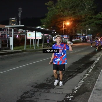 Runner Photo 6045151