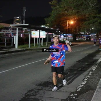 Runner Photo 6045153