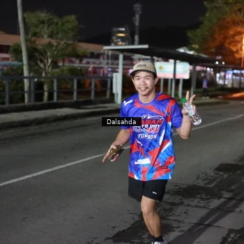 Runner Photo 6045156