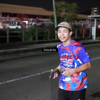 Runner Photo 6045165