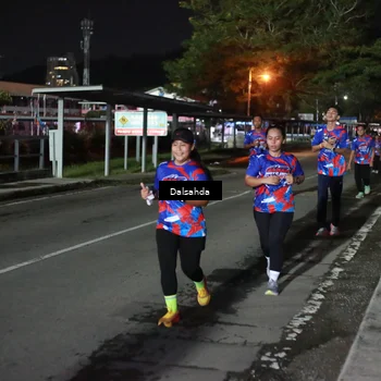 Runner Photo 6045190
