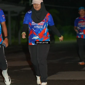 Runner Photo 6045199