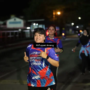Runner Photo 6045217