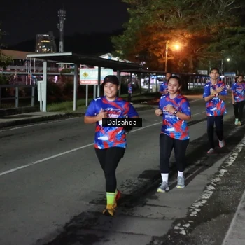 Runner Photo 6045221