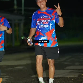 Runner Photo 6045228