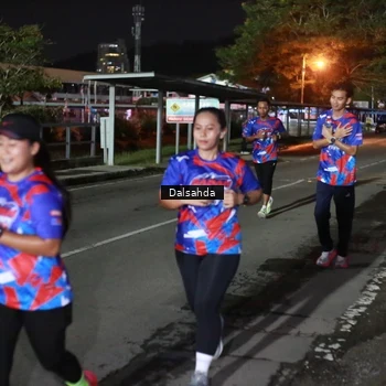 Runner Photo 6045231