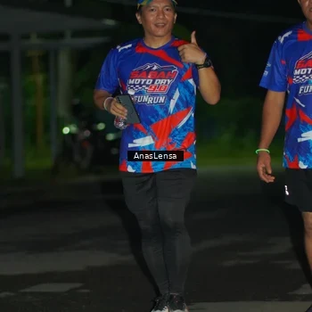 Runner Photo 6045237