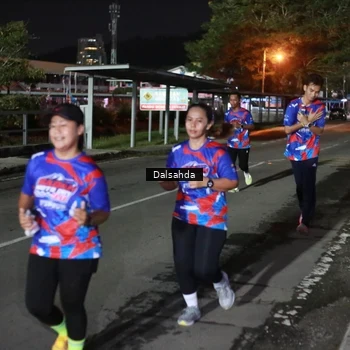 Runner Photo 6045240