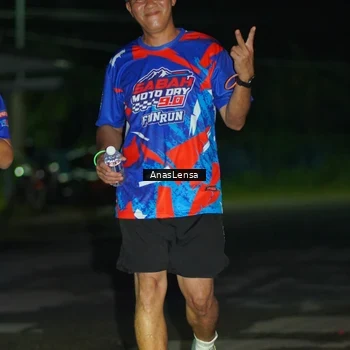 Runner Photo 6045242