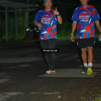 Runner Photo 6045245