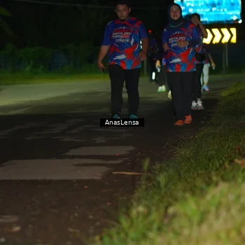 Runner Photo 6045247