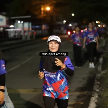 Runner Photo 6045256