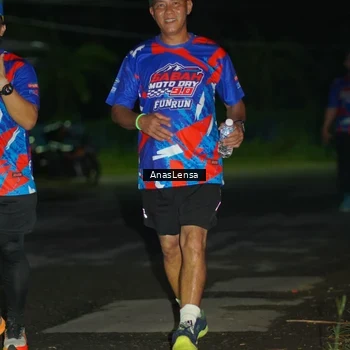 Runner Photo 6045265