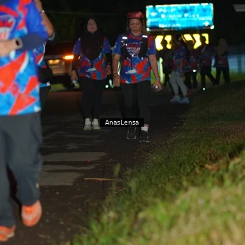 Runner Photo 6045298