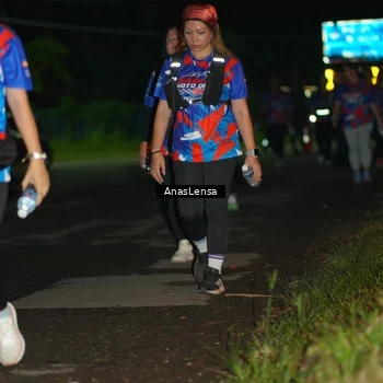 Runner Photo 6045339