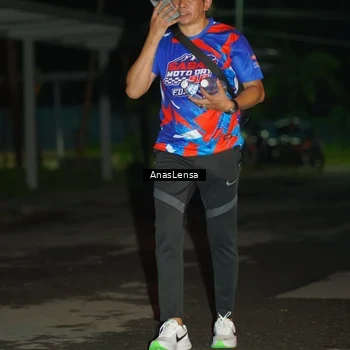 Runner Photo 6045340