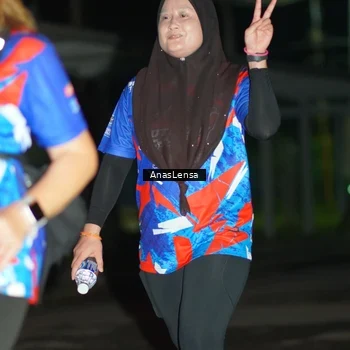 Runner Photo 6045357