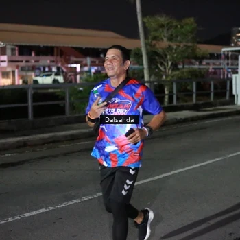 Runner Photo 6045374