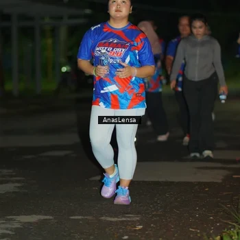 Runner Photo 6045399