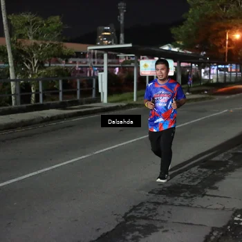 Runner Photo 6045401
