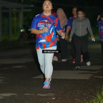 Runner Photo 6045408