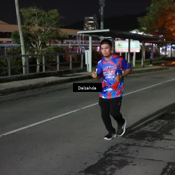 Runner Photo 6045411