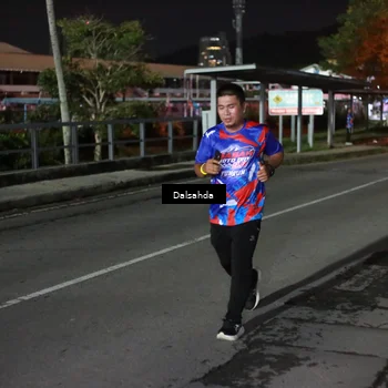 Runner Photo 6045412