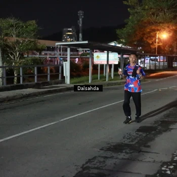 Runner Photo 6045417