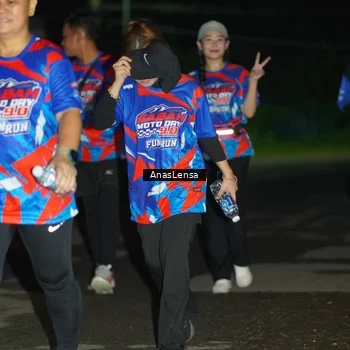Runner Photo 6045420