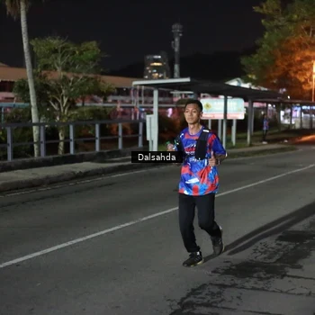 Runner Photo 6045421