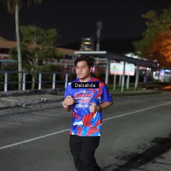 Runner Photo 6045439