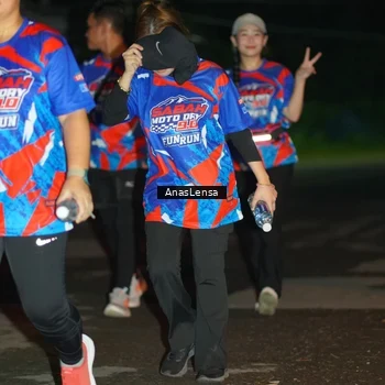 Runner Photo 6045455
