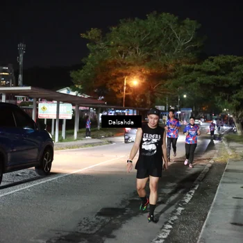Runner Photo 6045496