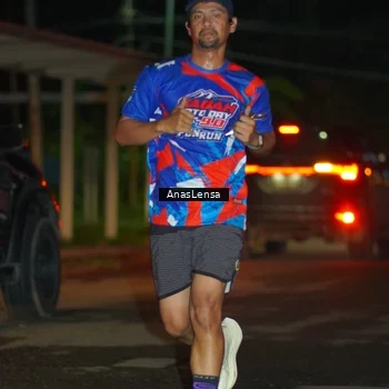 Runner Photo 6045498