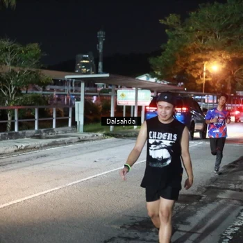 Runner Photo 6045514