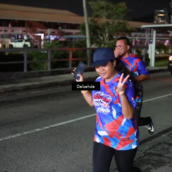 Runner Photo 6045543