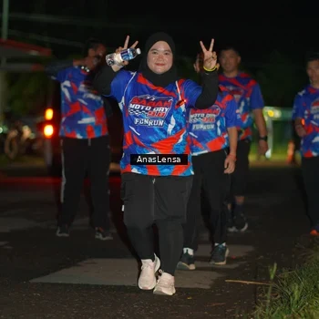 Runner Photo 6045621
