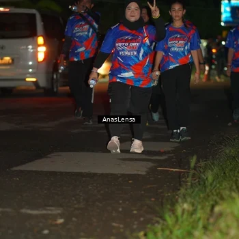 Runner Photo 6045622