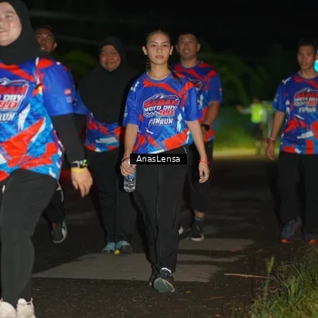 Runner Photo 6045650