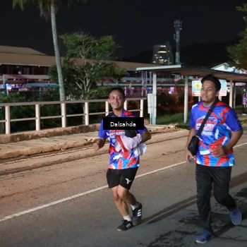 Runner Photo 6045655