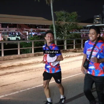 Runner Photo 6045666
