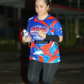 Runner Photo 6045694
