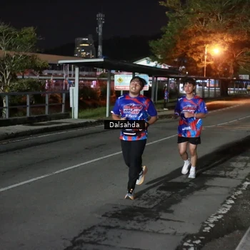 Runner Photo 6045721