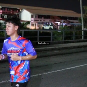 Runner Photo 6045741