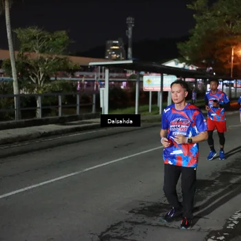 Runner Photo 6045753
