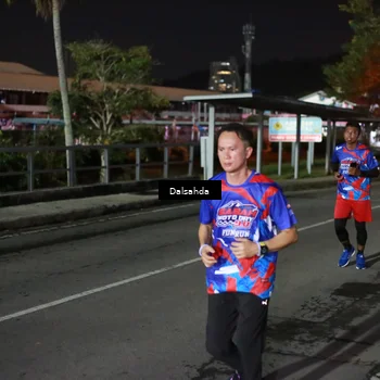 Runner Photo 6045764