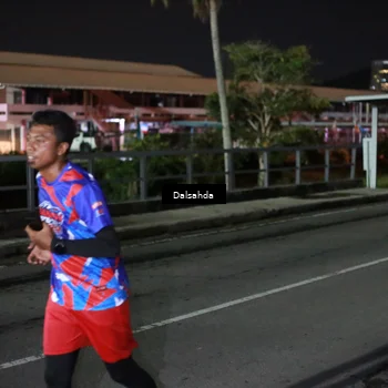 Runner Photo 6045771