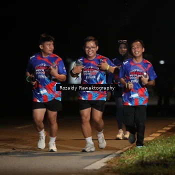 Runner Photo 6045778