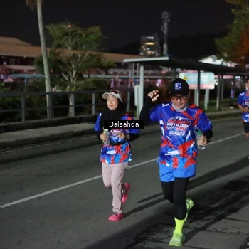 Runner Photo 6045779