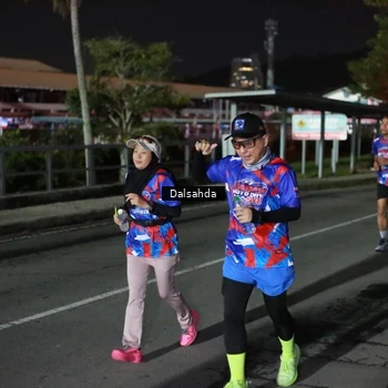 Runner Photo 6045780